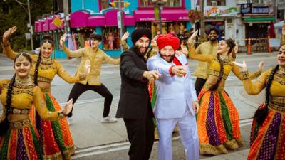 Bollywed - Farbenrausch & Hochzeitsglück: Staffel 1 Folge 3 Pop-up-Power Bollywed - Farbenrausch & Hochzeitsglück: Staffel 1 Folge 3 Pop-up-Power
