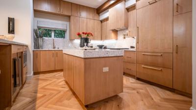 Celebrity DIY: Stars packen an: Staffel 5 Folge 11 Sarah Silverman