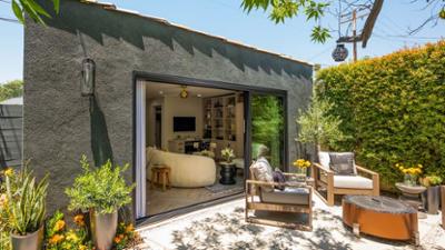 Celebrity DIY: Stars packen an: Staffel 3 Folge 6 Cheryl Hines