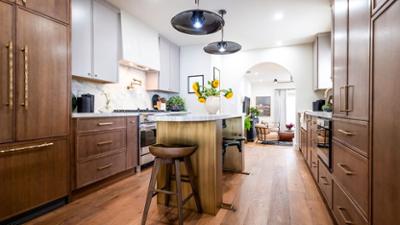 Celebrity DIY: Stars packen an: Staffel 5 Folge 7 Zach Braff