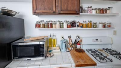 Celebrity DIY: Stars packen an: Staffel 4 Folge 9 Patricia Arquette