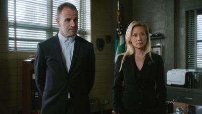 Elementary: Staffel 7 Folge 4 Rote Ampel, grüne Ampel