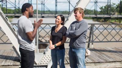 Fixer Upper: Staffel 4 Folge 11 Das Überraschungs-Makeover