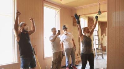 Good Bones - Mutter, Tochter, Home-Makeover: Das halbe Million Dollar Makeover