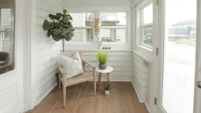 Good Bones - Mutter, Tochter, Home-Makeover: Staffel 4 Folge 13 Das Haus-Duell Makeover