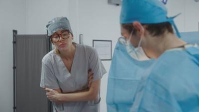 Price of Perfection - Olivia Attwood deckt auf: Staffel 1 Folge 5 Penis-Perfektion