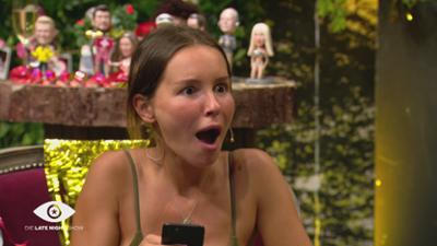 Promi Big Brother: Mischas Reaktion auf Adelas Exit Promi Big Brother: Mischas Reaktion auf Adelas Exit