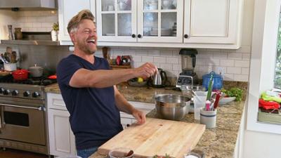 Selena Gomez kocht - Genussvoll lernen: Staffel 3 Folge 5 Die DIY-Eiscreme-Bar Selena Gomez kocht - Genussvoll lernen: Staffel 3 Folge 5 Die DIY-Eiscreme-Bar