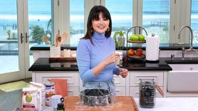 Selena Gomez kocht - Genussvoll lernen: Staffel 4 Folge 6 Eine Torte ohne Backen