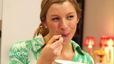 Sweet and Easy - Enie backt: Staffel 3 Folge 6 Verliebt, Verlobt, Verheiratet Sweet and Easy - Enie backt: Staffel 3 Folge 6 Verliebt, Verlobt, Verheiratet