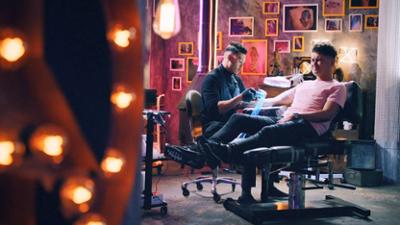 Tattoo Fixers - Die Cover Up Profis: Staffel 5 Folge 9 Fluch der Balearen