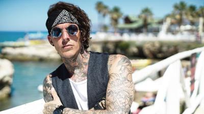 Tattoo Fixers on Holiday - Die Cover up-Profis: Staffel 1 Folge 2 Hallöchen Popöchen