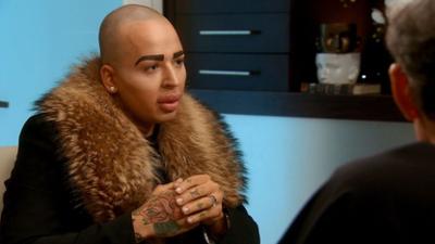 Verpfuscht - Ein Fall für die Beauty Docs: Staffel 2 Folge 5 Was zu viel ist