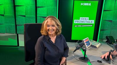 Assenheimers Promitalk: Vom "Knallroten Gummiboot" bis heute: Wencke Myhre ganz persönlich