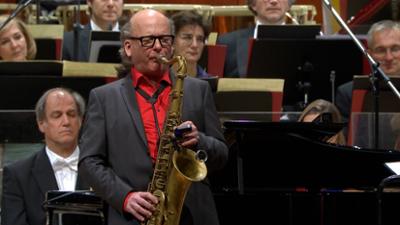 Dominik Beykirch dirigiert Bernstein, Gershwin und Kapustin