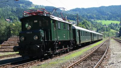 Eisenbahn-Romantik: Eisenbahnnostalgie im Salzkammergut