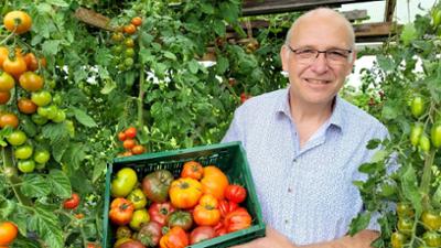 Genuss mit Zukunft: Mandeln, Nachtkerzen und alte Tomatensorten neu entdeckt