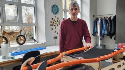 Handwerkskunst: Wie man einen Sportrodel baut