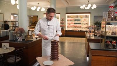 Handwerkskunst: Wie man einen Baumkuchen macht