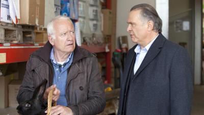 Heiter bis tödlich: Folge 14: Frau Mönke reist in die Karibik (S01/E14) Heiter bis tödlich: Folge 14: Frau Mönke reist in die Karibik (S01/E14)
