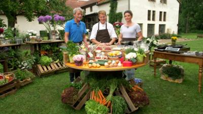 Mit Herz am Herd: Schnitzel mit Gurkensalat