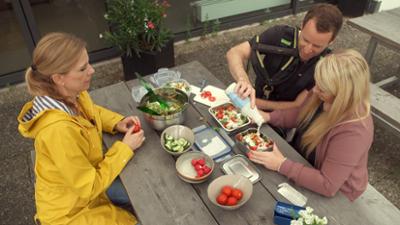 Preiswert, nützlich, gut: Brotdosen und Trinkflaschen: Brotdosen und Trinkflaschen - besser Edelstahl oder Plastik?