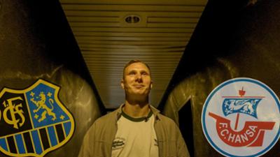 Wie das Leben als Fußball-Profi wirklich ist!: Die Geschichte von Tobias Jänicke