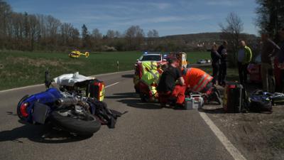 Die Heli-Retter: Großes Glück nach Biker-Unfall