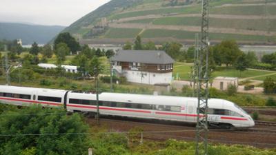 Eisenbahn-Romantik: Rheinromantik in einem Zug