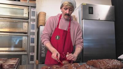 Handwerkskunst: Wie man italienischen Panettone macht