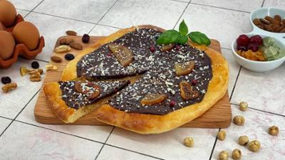Kaffee oder Tee: Rezept: Nougat-Schokoladen-Pizza