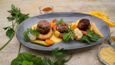 Kaffee oder Tee: Rezept: Hackbällchen mit würzigen Muffins
