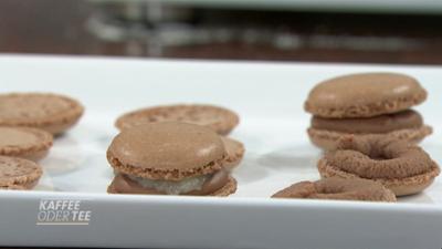 Kaffee oder Tee: Schokoladen-Macarons