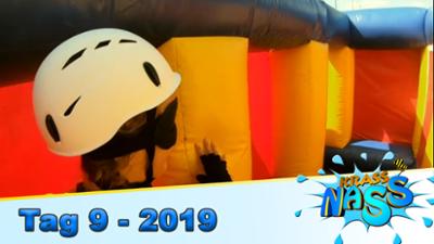 krass nass! - Die Tigerenten Club Sommerspiele 2019: Tag 9: Blind durchs Labyrinth (S04/E09) krass nass! - Die Tigerenten Club Sommerspiele 2019: Tag 9: Blind durchs Labyrinth (S04/E09)