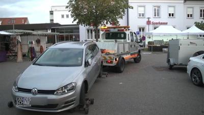 Landesschau Baden-Württemberg: Einsatz rund um die Uhr: Unterwegs mit dem Abschleppdienst