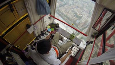 Planet Schule: Big Cities - Shenzhen: Der dichtende Kranführer