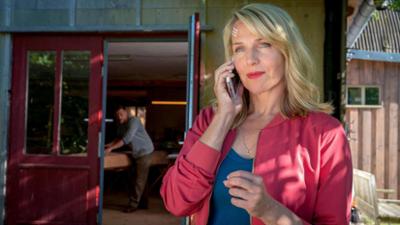 Praxis mit Meerblick: Mutter und Sohn