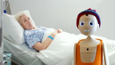 Roboter am Krankenbett: Mit Hightech aus dem Pflegenotstand?