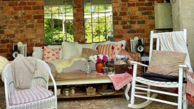 Wildnis, Weide & Wohlfühlkräuter - Wenn Gärten glücklich machen!