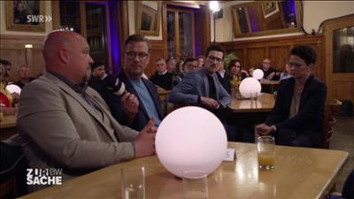 Zur Sache Baden-Württemberg: Zur Sache vor Ort: Live aus Freiburg – Migration zwischen Krise und Chance