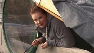 Ab ins Beet!: Folge 8: Et voilà: Erdhöhle und Terrasse