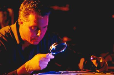 CSI: Den Tätern auf der Spur: Staffel 1, Folge 1: Ein starkes Team