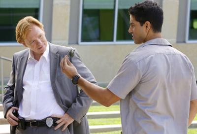 CSI: Miami: Staffel 8, Folge 1: Startschüsse