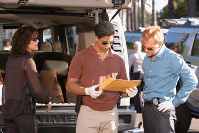 CSI: Miami: Staffel 1, Folge 2: Eine explosive Mischung