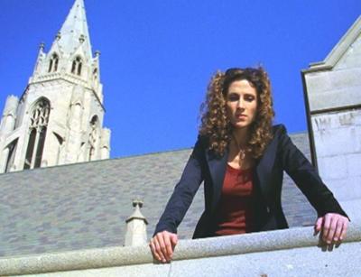 CSI: NY: Staffel 1, Folge 8: Fremde Stimmen