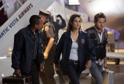 CSI: NY: Staffel 5, Folge 3: Über den Wolken