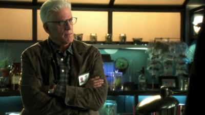 CSI: Vegas: Folge 13: General gegen Hippie
