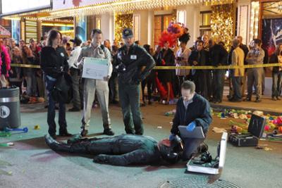 CSI: Vegas: Staffel 14, Folge 2: Geld, Gewalt und Gift CSI: Vegas: Staffel 14, Folge 2: Geld, Gewalt und Gift