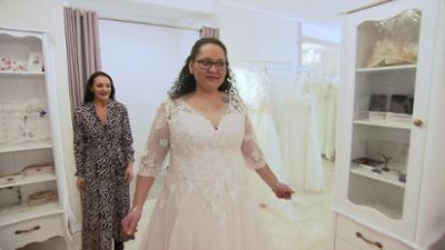 Das Duell - Zwischen Tüll und Tränen: Folge 8: Ulrike Mandt vs. Olja Georgi