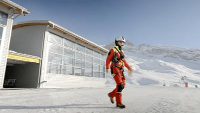 Doc Caro - Jedes Leben zählt: Staffel 4, Folge 1: Drohender Atemstillstand nach Methadon-Tabletten-Cocktail